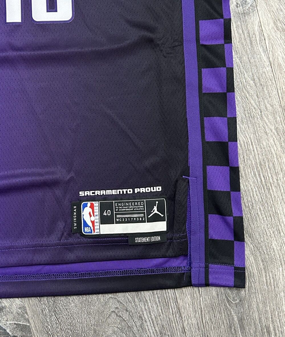 Jordan Domantas Sabonis Sacramento Kings Statement Edition Jersey Size 40 Small - Picture 3 of 5